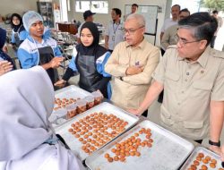 Menaker Yassierli Tinjau Pelatihan Vokasi Gratis di Bantul, Ajak Anak Muda Daftar Lewat SIAPkerja